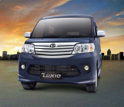Warna Sonic Blue Metallic Daihatsu New Luxio Solo